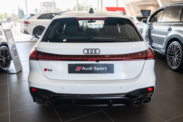 2025 [THIS VEHICLE IS SOLD] image 17