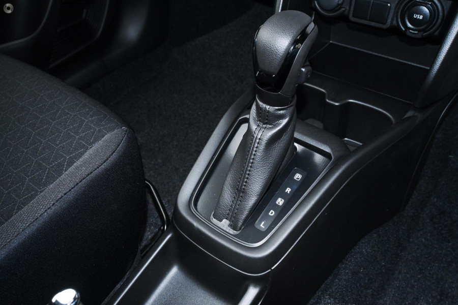 2026 Suzuki Swift UZ Hybrid Hatch Image 15