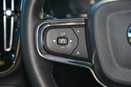 2023 MY24 Volvo XC40 XZ Recharge Pure Electric SUV image 10