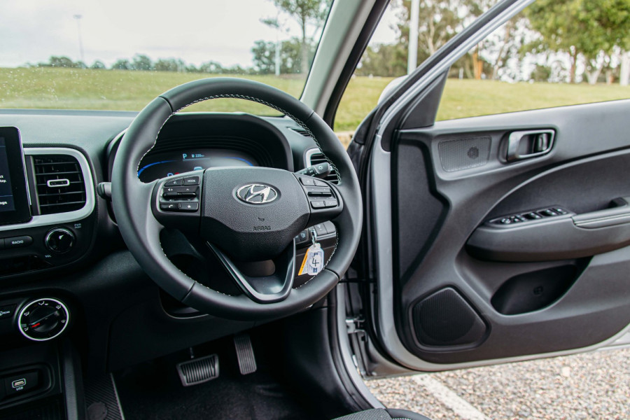 2024 Hyundai Venue QX.V5 Active SUV Image 16