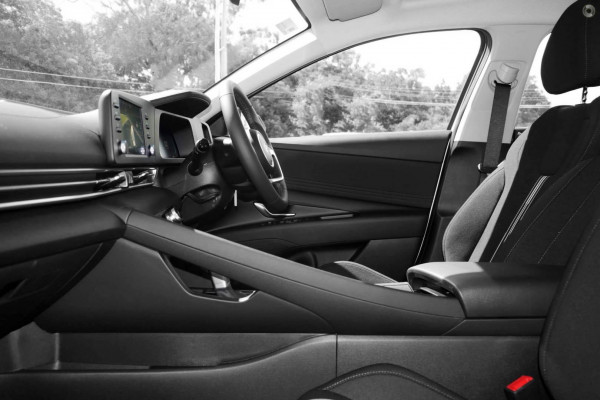 2026 Hyundai i30 CN7.V4 Hybrid Sedan Image 8