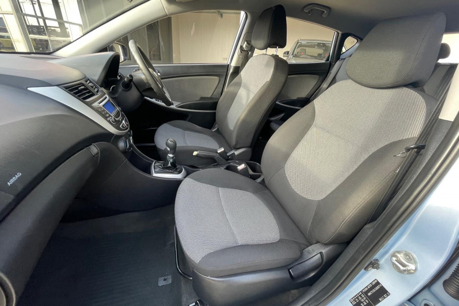 2011 Hyundai Accent RB Active Hatch Image 9