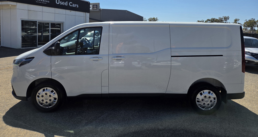 2026 LDV Deliver 7 Van Image 6