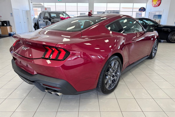 2025 Ford Mustang FO GT Hatch Image 5