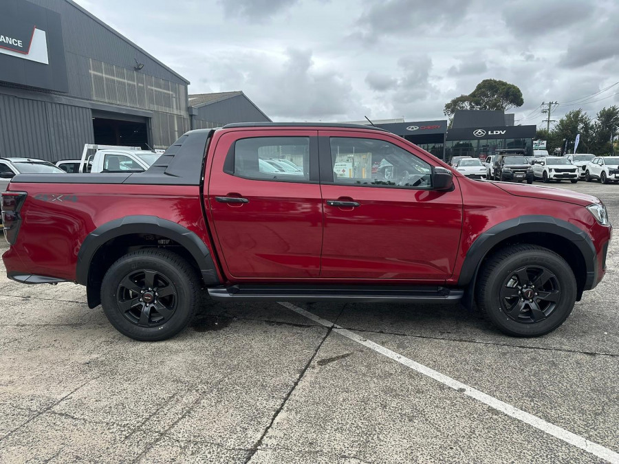2026 MY25.5 Isuzu D-MAX RG X-TERRAIN Ute Image 3
