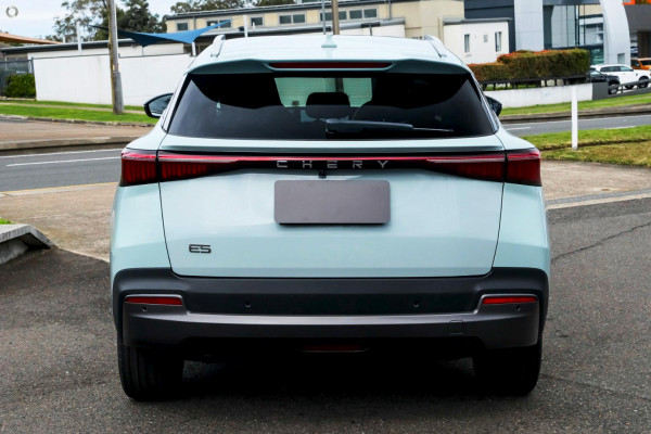 2026 Chery E5  Ultimate SUV Image 3