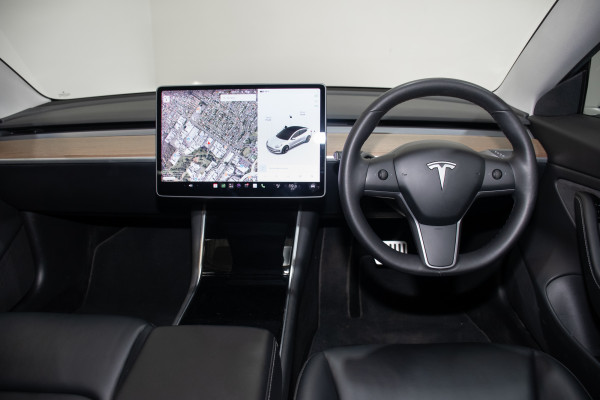 2019 Tesla Model 3  Long Range Sedan image 21