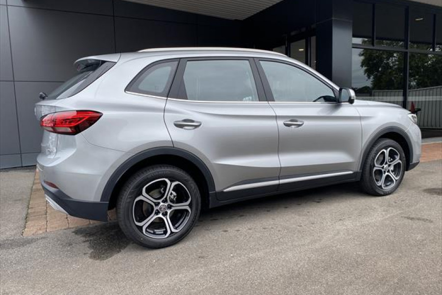 2025 MG ZS ZS32 Essence SUV Image 12