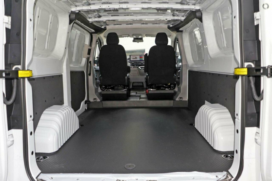 2024 LDV Deliver 7   Van Image 9