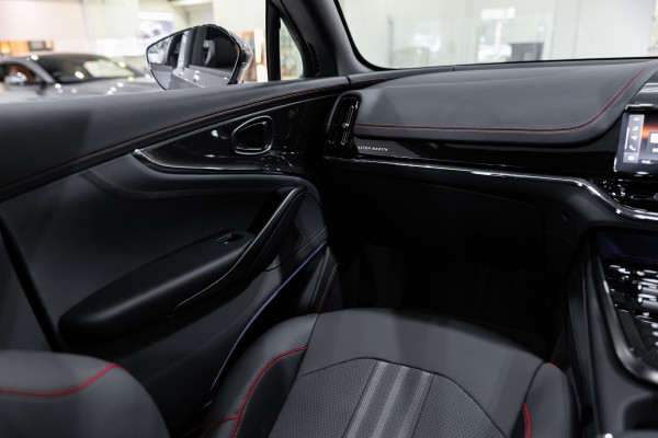 2025 Aston Martin DBX Wagon Image 58