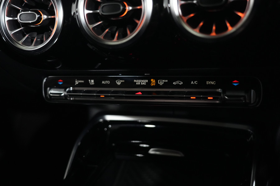2021 Mercedes-Benz A-Class S 4matic+ Hatch Image 17