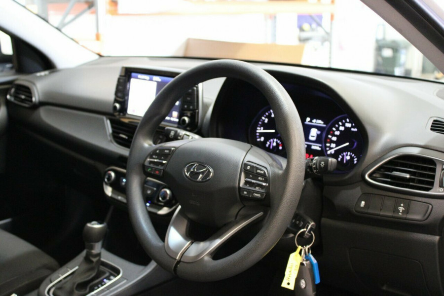 2018 Hyundai i30 PD Active Hatch Image 24