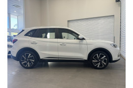 2025 MG ZS ZS32 Essence Turbo SUV