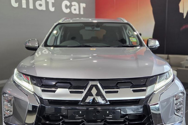 2025 Mitsubishi Pajero Sport QG GLS SUV Image 2