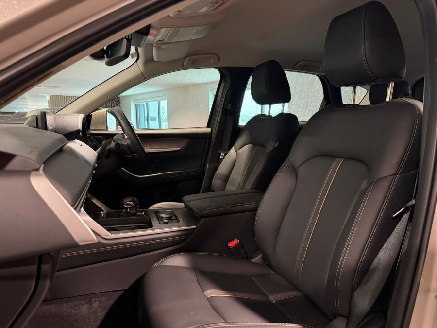 2024 Mazda CX-60 KH Series P50e Evolve SUV Image 16