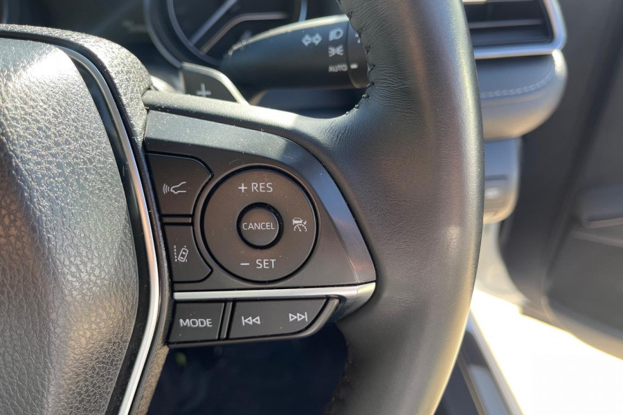 2019 Toyota Camry GSV70R SX Sedan Image 17