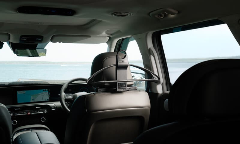 Seat business suit hanger