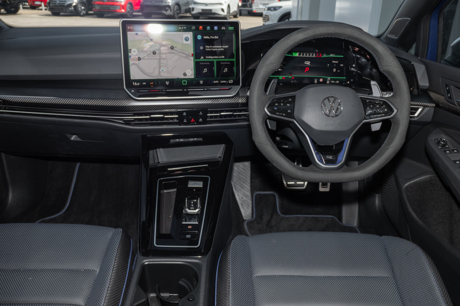2026 MY25 Volkswagen Golf 8.5 R Hatch