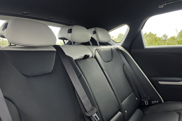 2025 MY26 Kia K4 CL4m GT-Line Hatch Image 12