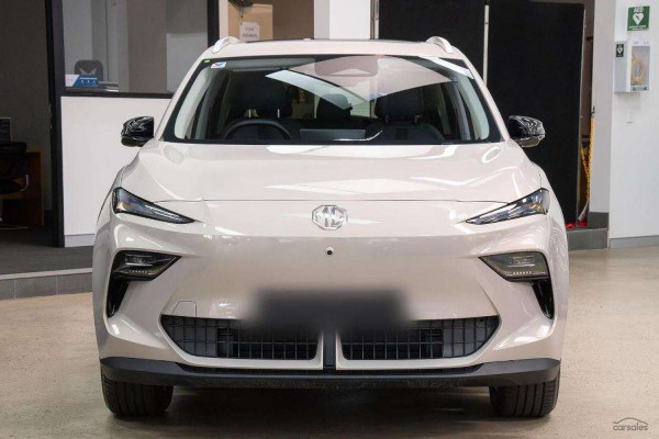2025 MG MGS5 EV ZS3EM Essence 49 SUV Image 2