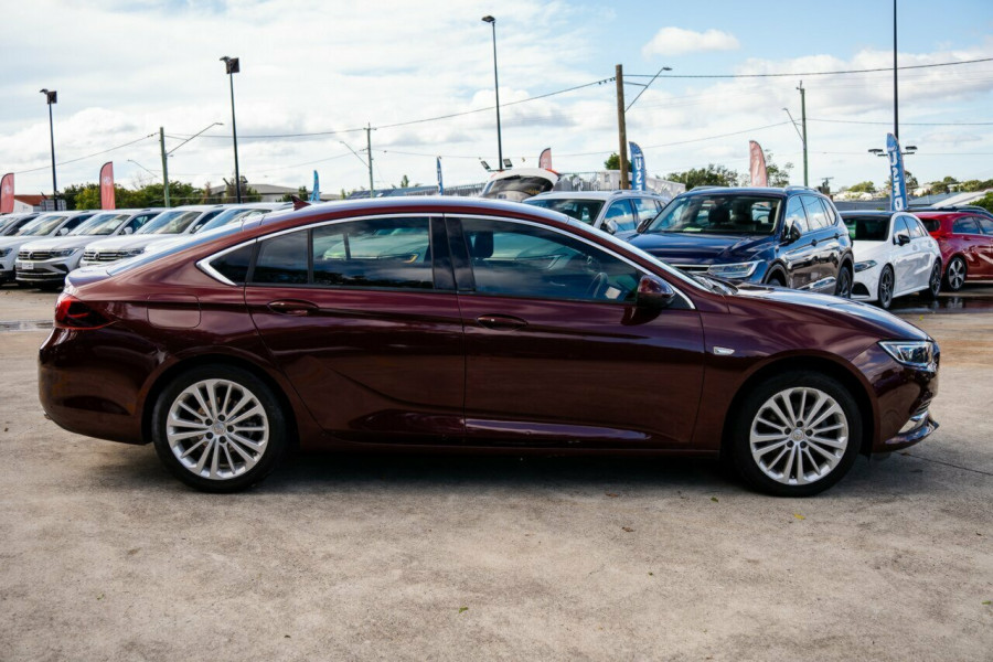2018 Holden Calais ZB Hatch Image 4