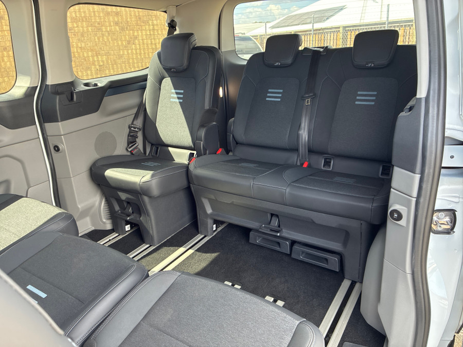 2024 MY24.5 Ford Tourneo AV Active People Mover Image 15