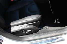 2017 Volvo V40 (No Series) MY18 T4 Inscription Hatchback