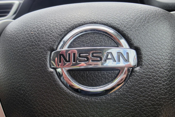 2015 Nissan X-Trail T32 ST-L SUV Image 26