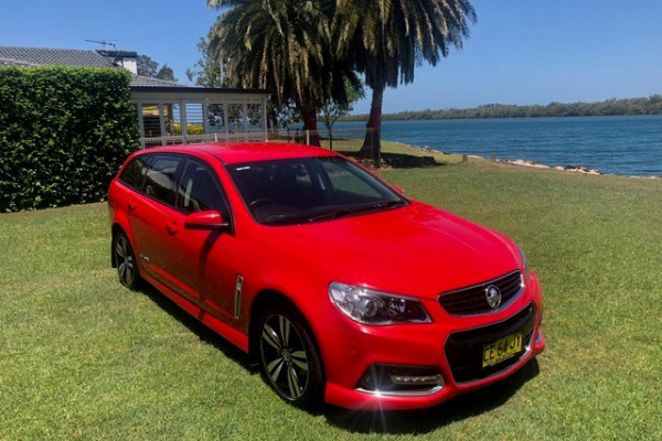 2015 Holden Commodore VF MY15 SV6 Wagon Image 2