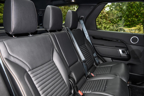 2025 Land Rover Discovery Series 5 D350 S SUV image 7