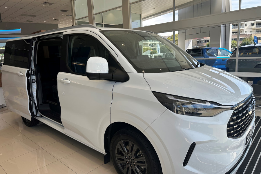 2024 MY24.5 Ford Tourneo AV Titanium X People Mover Image 8
