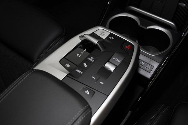2025 BMW X1 U11 sDrive18i SUV image 14