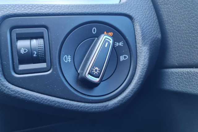 2015 Volkswagen Golf 7 90TSI Comfortline Hatch Image 13
