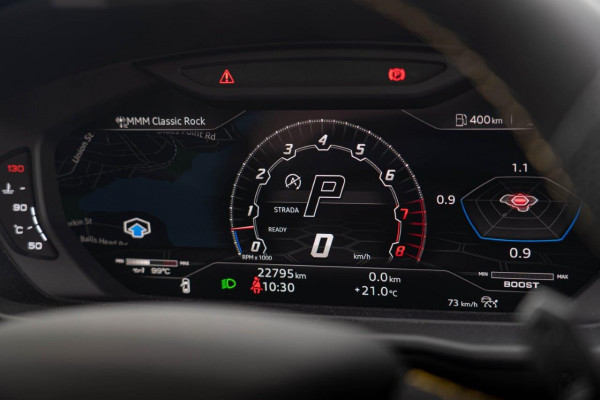 2022 Lamborghini Urus SUV Image 13
