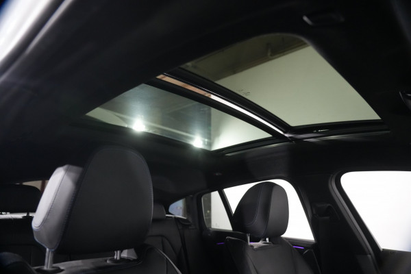 2018 BMW X4 M40i SUV Image 24