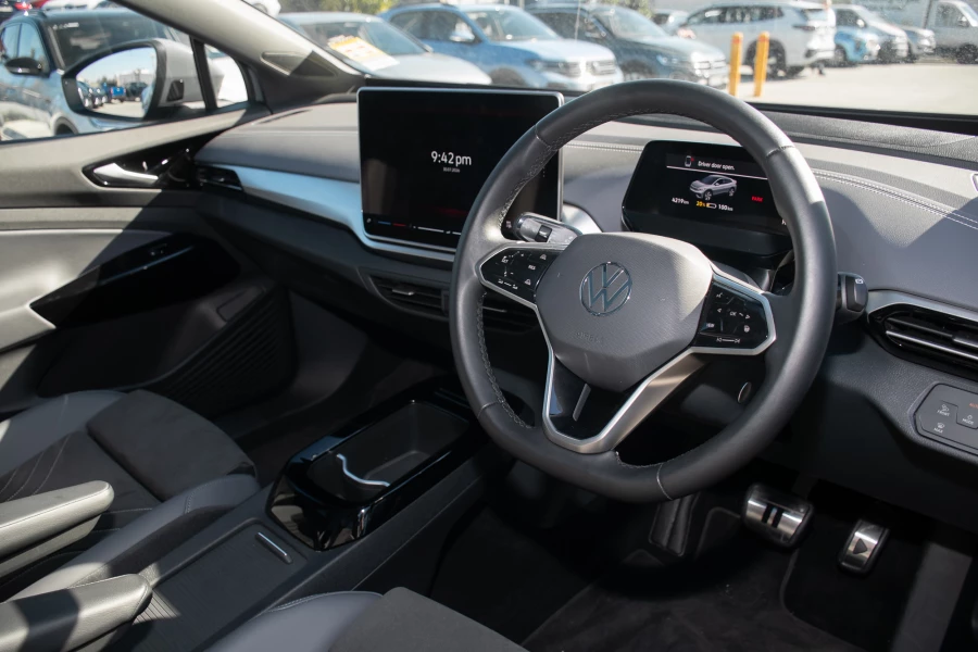 2025 MY25.5 Volkswagen ID. 5 E2 Pro SUV Image 6