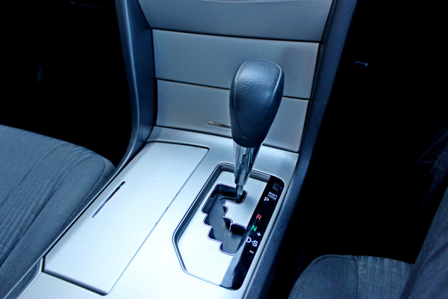 2011 MY10 Toyota Aurion GSV40R  AT-X Sedan Image 13