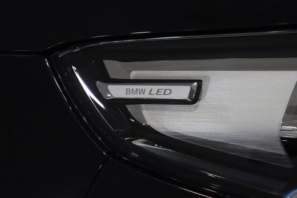 2024 BMW iX1 U11 eDrive20 xLine SUV image 3