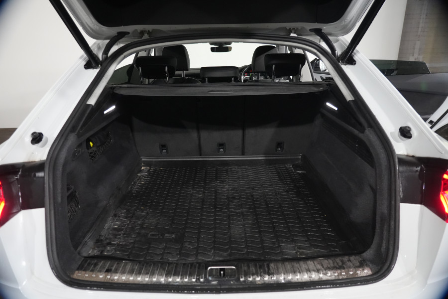 2021 Audi Q8 F1 50 TDI SUV Image 37