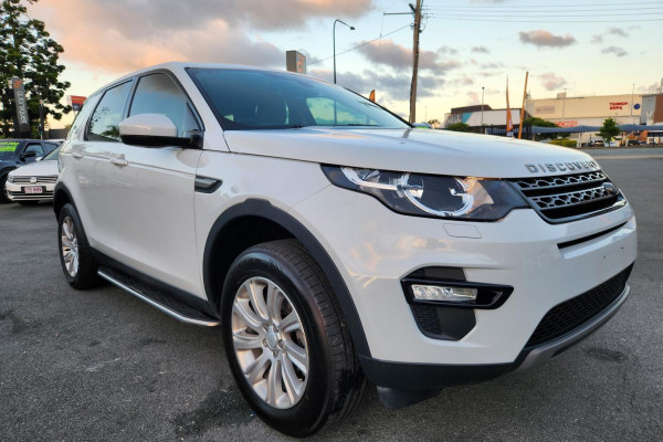 2016 MY16.5 Land Rover Discovery Sport L550 SD4 SE SUV Image 3