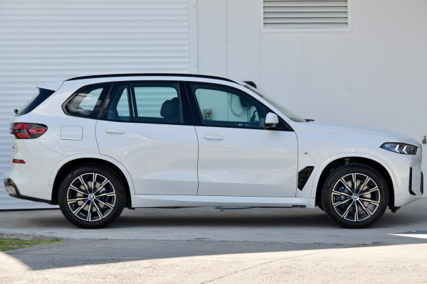2025 BMW X5 G05 LCI xDrive30d M Sport SUV image 3