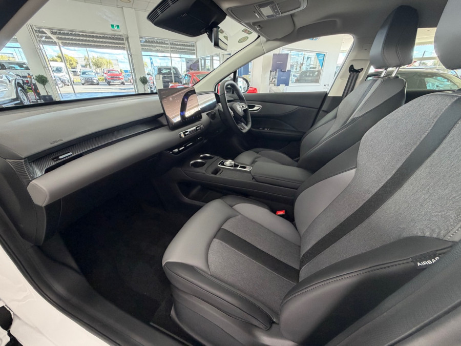 2026 MG MG4 AH4E Essence 64 Hatch Image 15