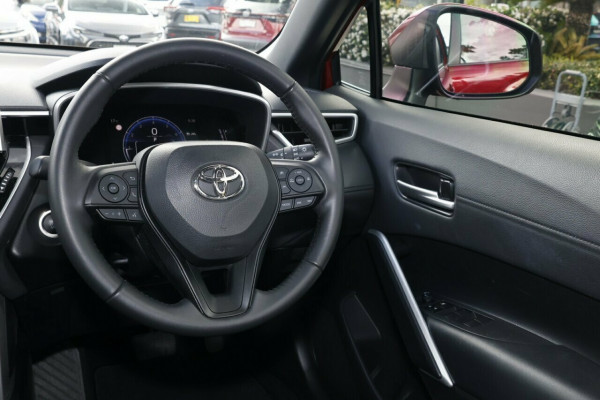 2023 Toyota Corolla Cross MXGA10R GXL SUV Image 6