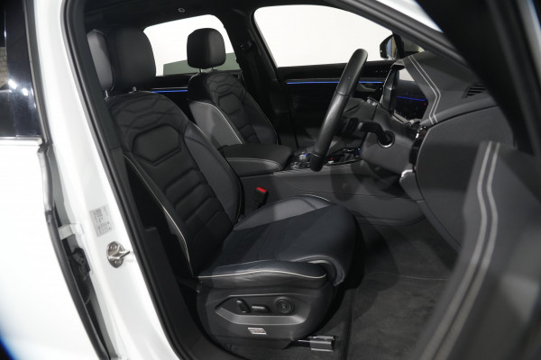 2024 Volkswagen Touareg 210TDI R-Line SUV image 30