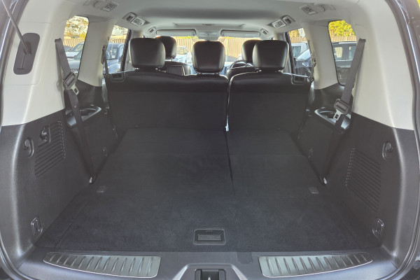 2024 Nissan Patrol Y62 Ti-L SUV Image 15