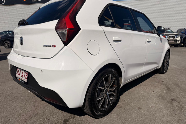 2019 MY18 MG MG3 SZP1 Core Hatch Image 6