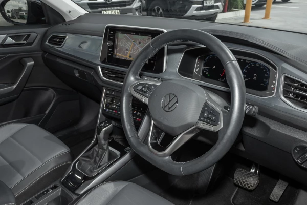 2022 MY23 Volkswagen T-Roc D11 110TSI Style SUV Image 5