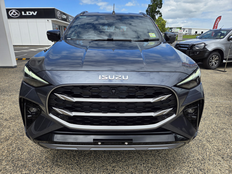 2026 Isuzu MU-X RJ LS-T SUV Image 8