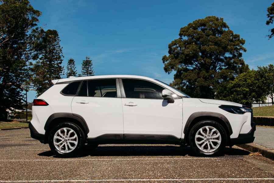 2023 Toyota Corolla Cross MXGH10R GX SUV Image 15
