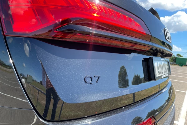 2025 Audi Q7 4M TDI 170kW SUV Image 14